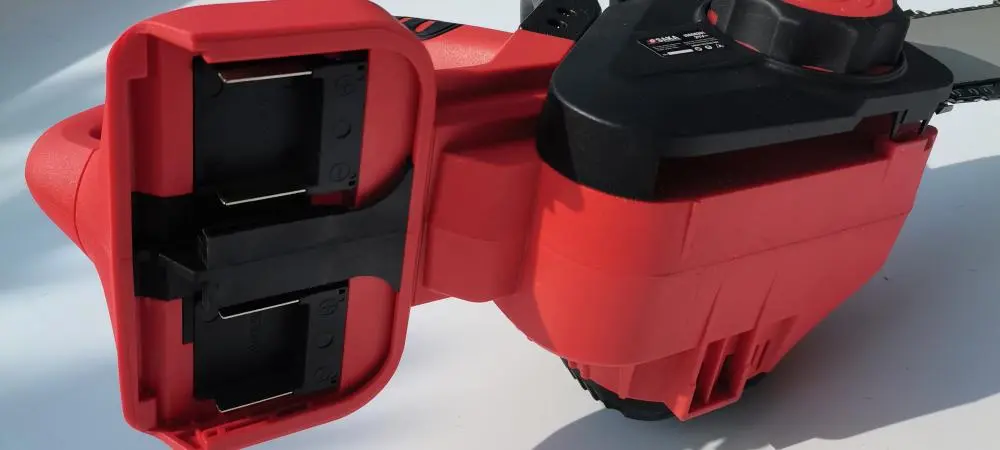 mini chainsaw battery-powered