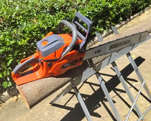 How Lightweight Is a 65cc Gas Powered Chainsaw for Long Use?